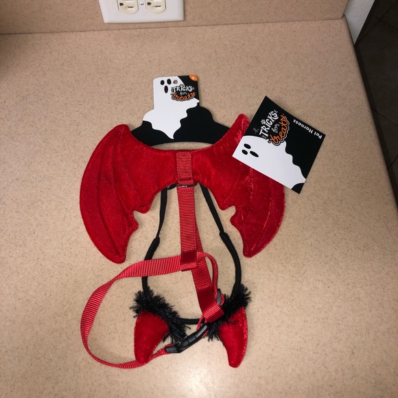NWT Dog harness / devil Halloween costume S